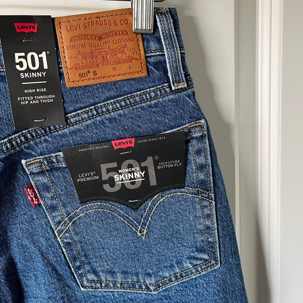 SALE! ⭐️ Levi’s 501 skinny high rise jean in Jive might moves - dark wash - Picture 11 of 12